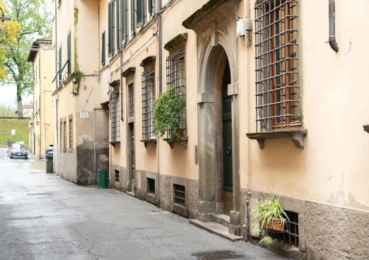 Fil Rouge Apartment - Elegant Stay In Lucca Historic Center
