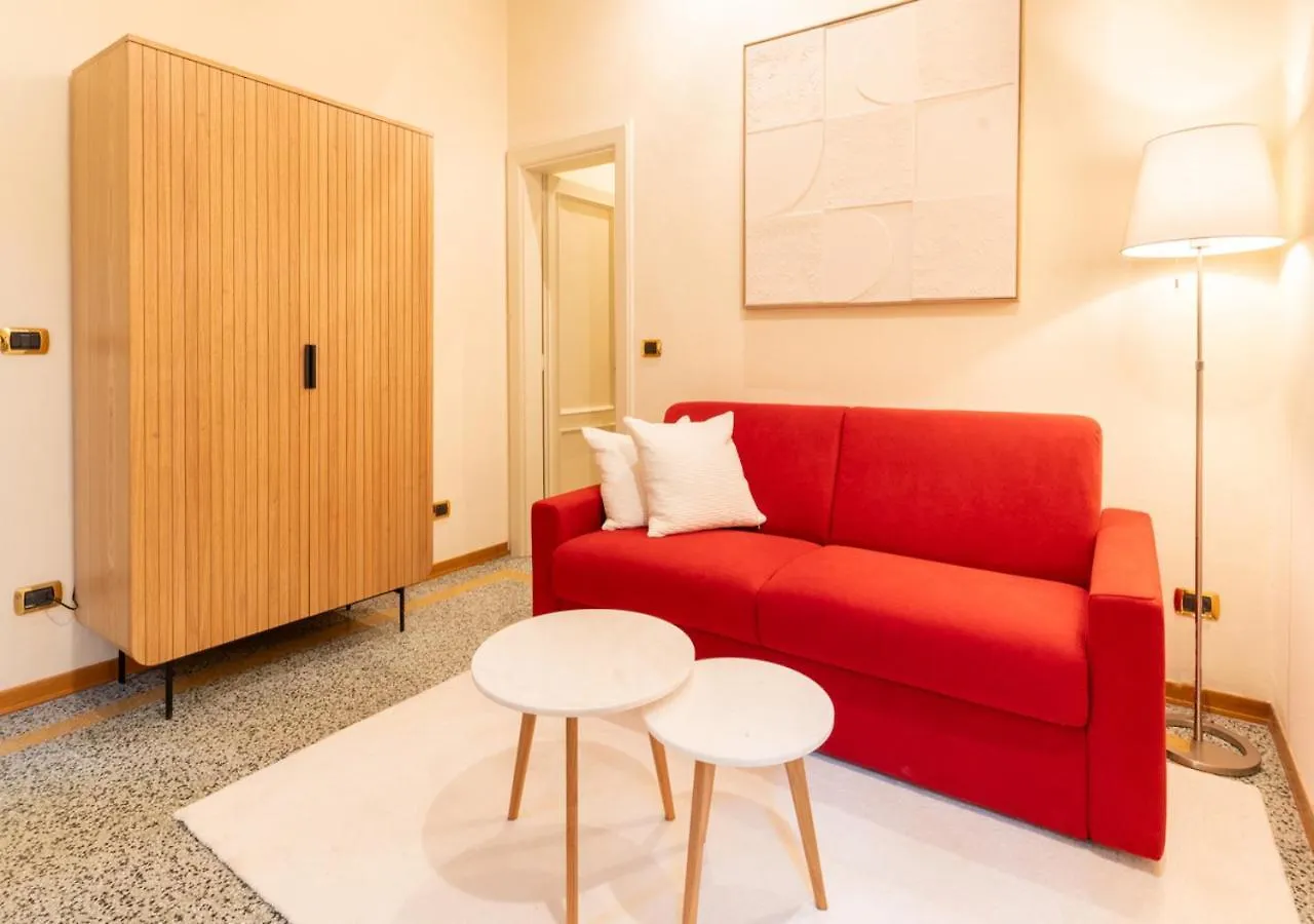 Fil Rouge Apartment - Elegant Stay In Lucca Historic Center